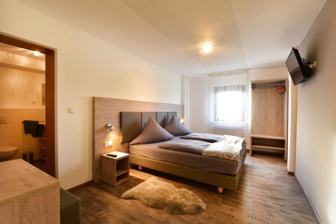 1A Gaestehaus Am Hafen 뉘른베르크 외부 사진